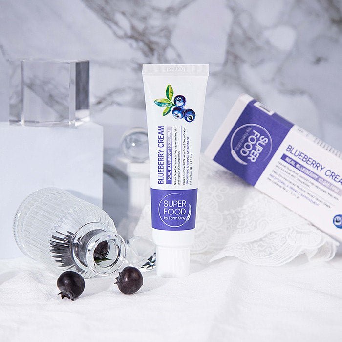 Superfood Blueberry Cream Rejuvenate tired skin, moisturize deeply, improve elasticity and reduce wrinkles for healthier skin