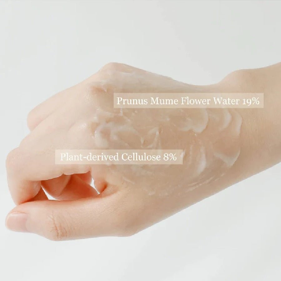 Beauty of Joseon Apricot Blossom Peeling Gel: Gentle exfoliation for brighter skin. Suitable for sensitive skin.