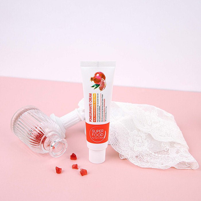 Superfood Pomegranate Cream: Moisturize, brighten, and improve skin elasticity while reducing wrinkles for revitalized skin.
