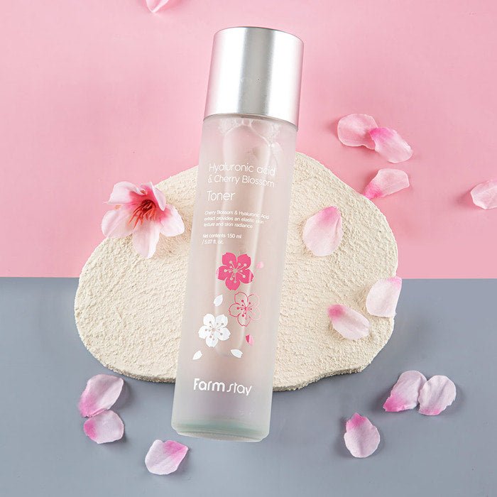 Farmstay Hyaluronic Acid & Cherry Blossom Toner (150ml) - UShops