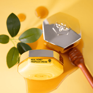 Moisturizers & Creams