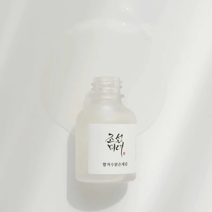 Beauty of Joseon Glow Deep Serum: Brightens and evens skin tone. Contains rice bran water and 2% arbutin for nourishment.