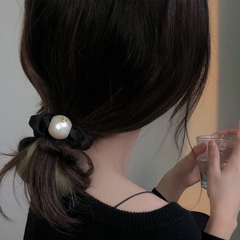 Korean Style Pearl Scrunchies Hair Ties - UShops